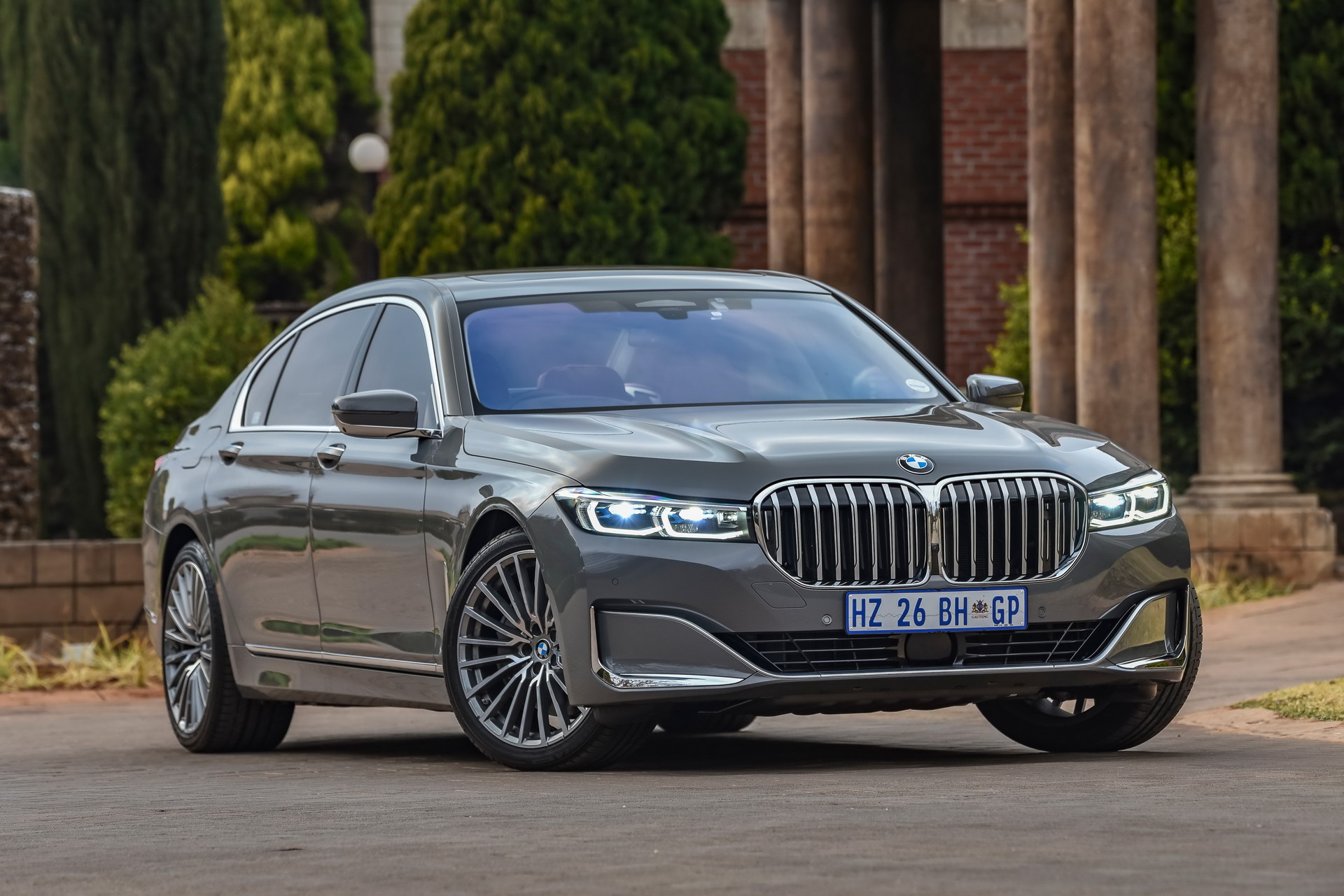 BMW 7-Series